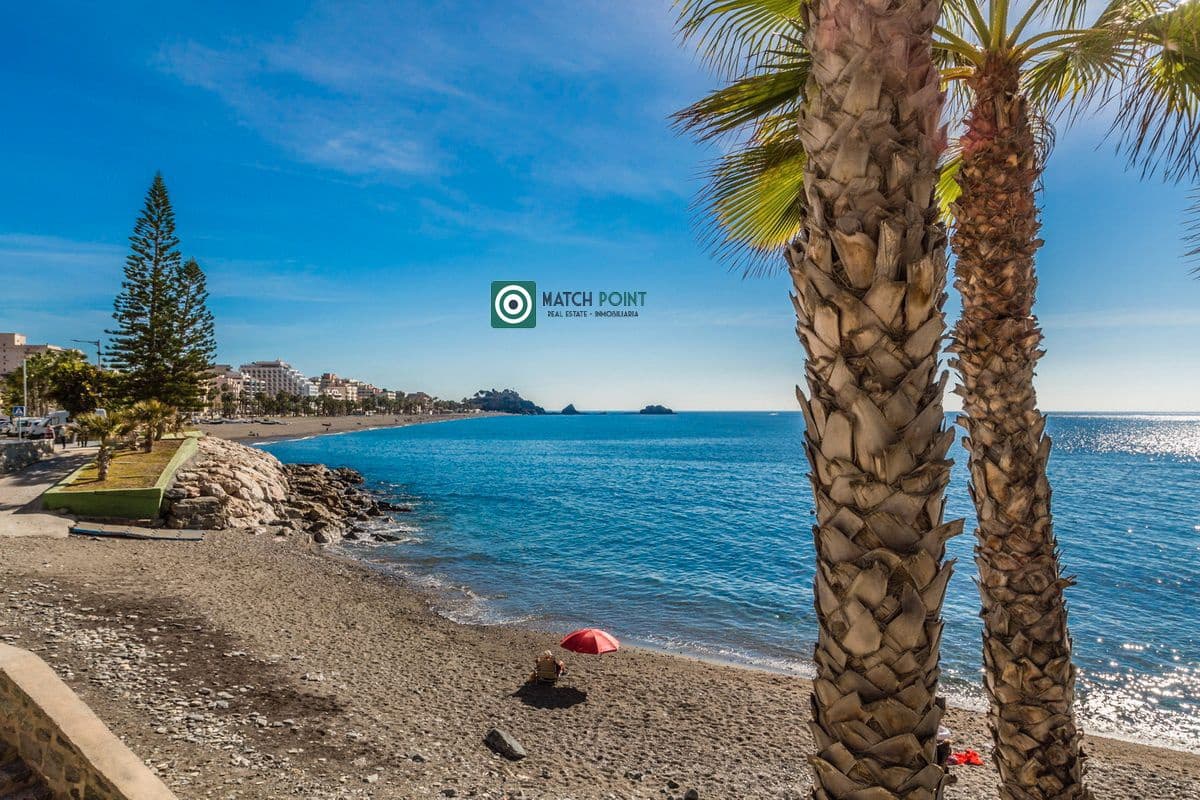 2 quarto Apartamento para arrendar em Almunecar - 1 100 € (Ref: 8240595)