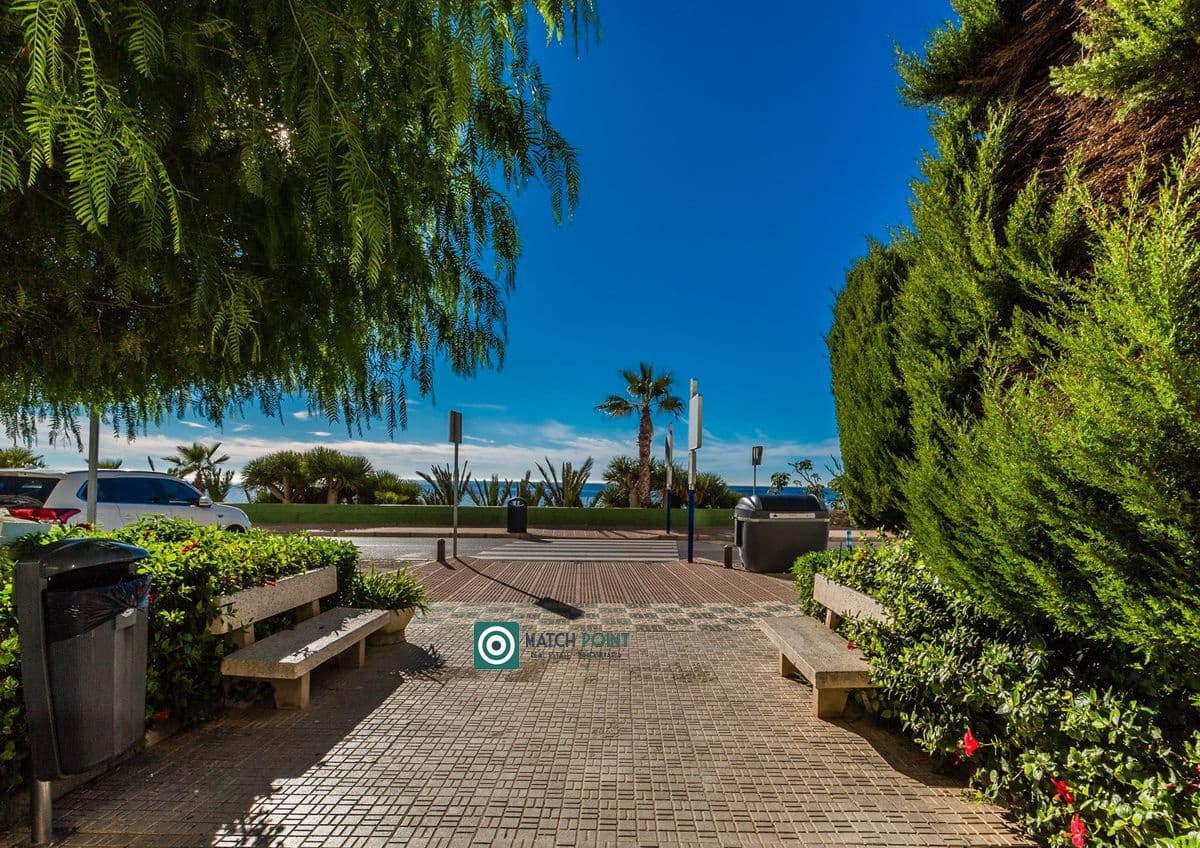 2 quarto Apartamento para arrendar em Almunecar - 1 100 € (Ref: 8240595)