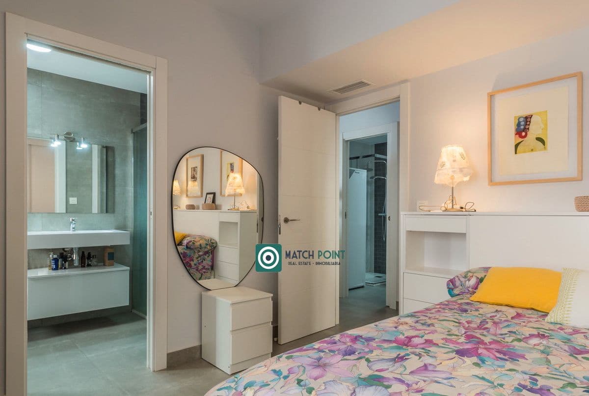 2 bedroom Penthouse for rent in Almunecar - € 1,200 (Ref: 8240596)