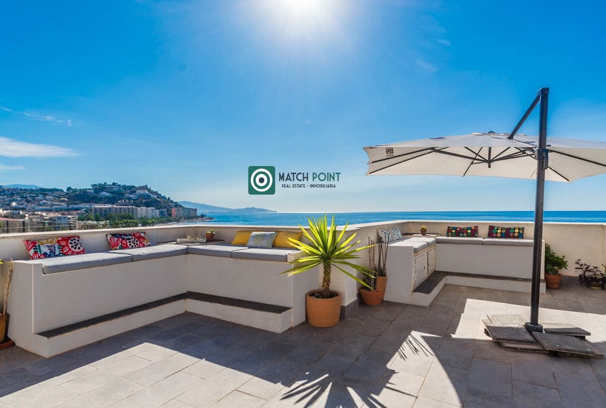 2 bedroom Penthouse for rent in Almunecar - € 1,200 (Ref: 8240596)