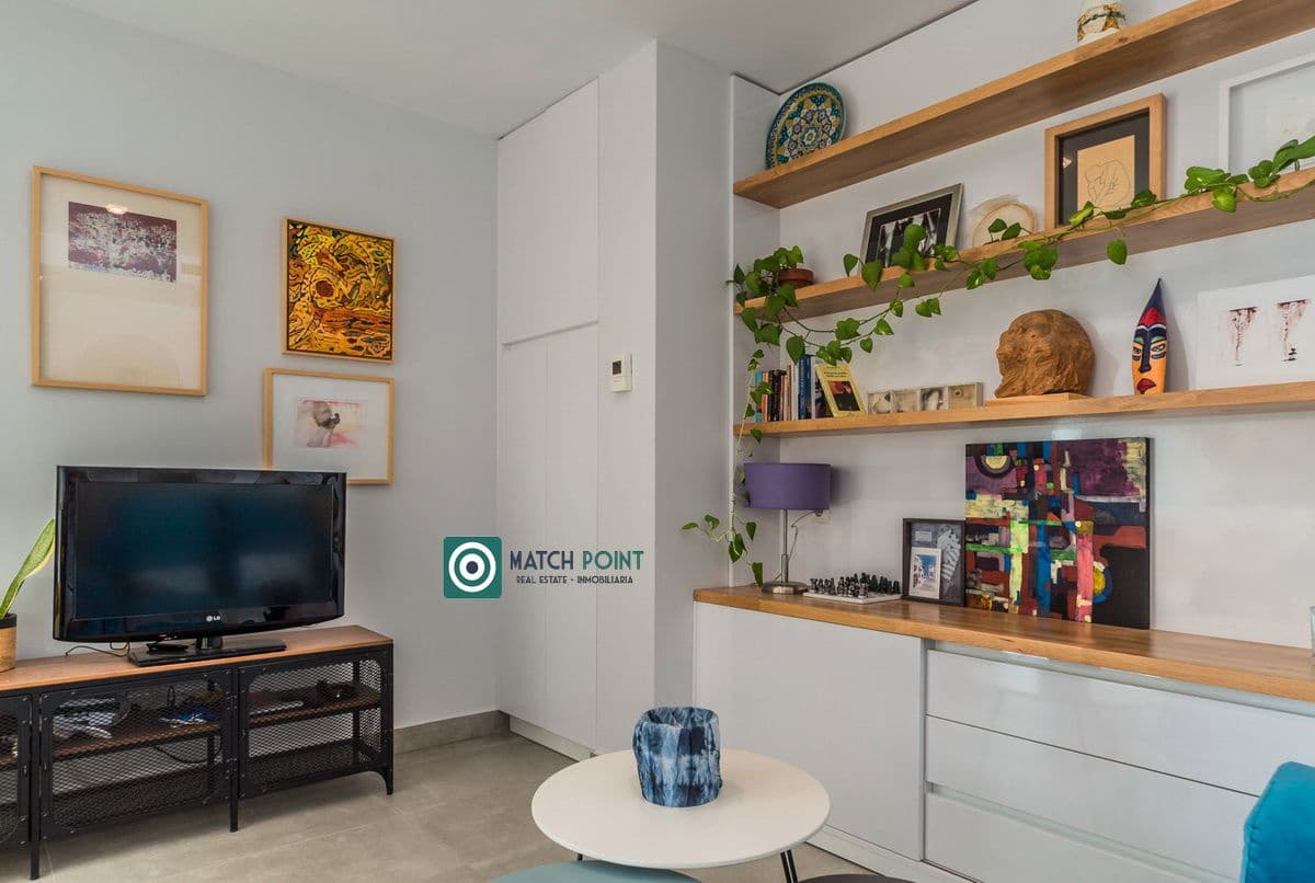 2 bedroom Penthouse for rent in Almunecar - € 1,200 (Ref: 8240596)