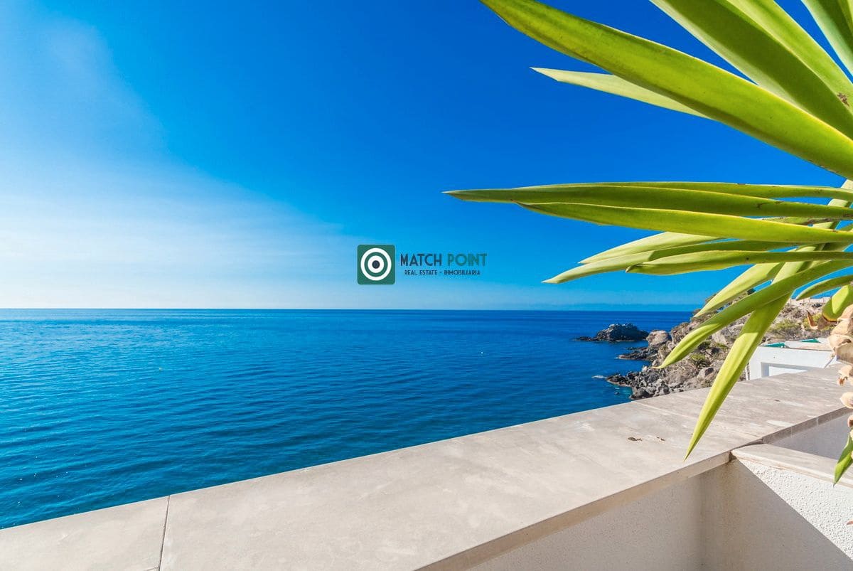 2 bedroom Penthouse for rent in Almunecar - € 1,200 (Ref: 8240596)