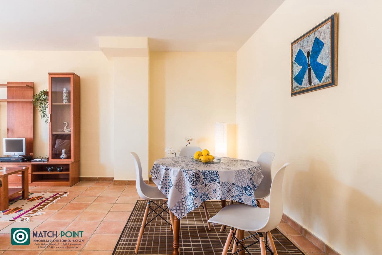 1 sovrum Lägenhet att hyra i Lentegi - 400 € (Ref: 8240599)