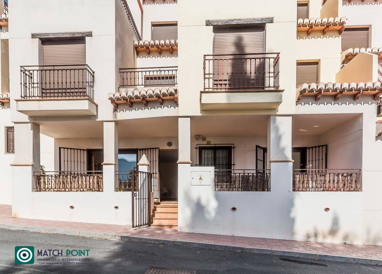 1 sovrum Lägenhet att hyra i Lentegi - 400 € (Ref: 8240599)