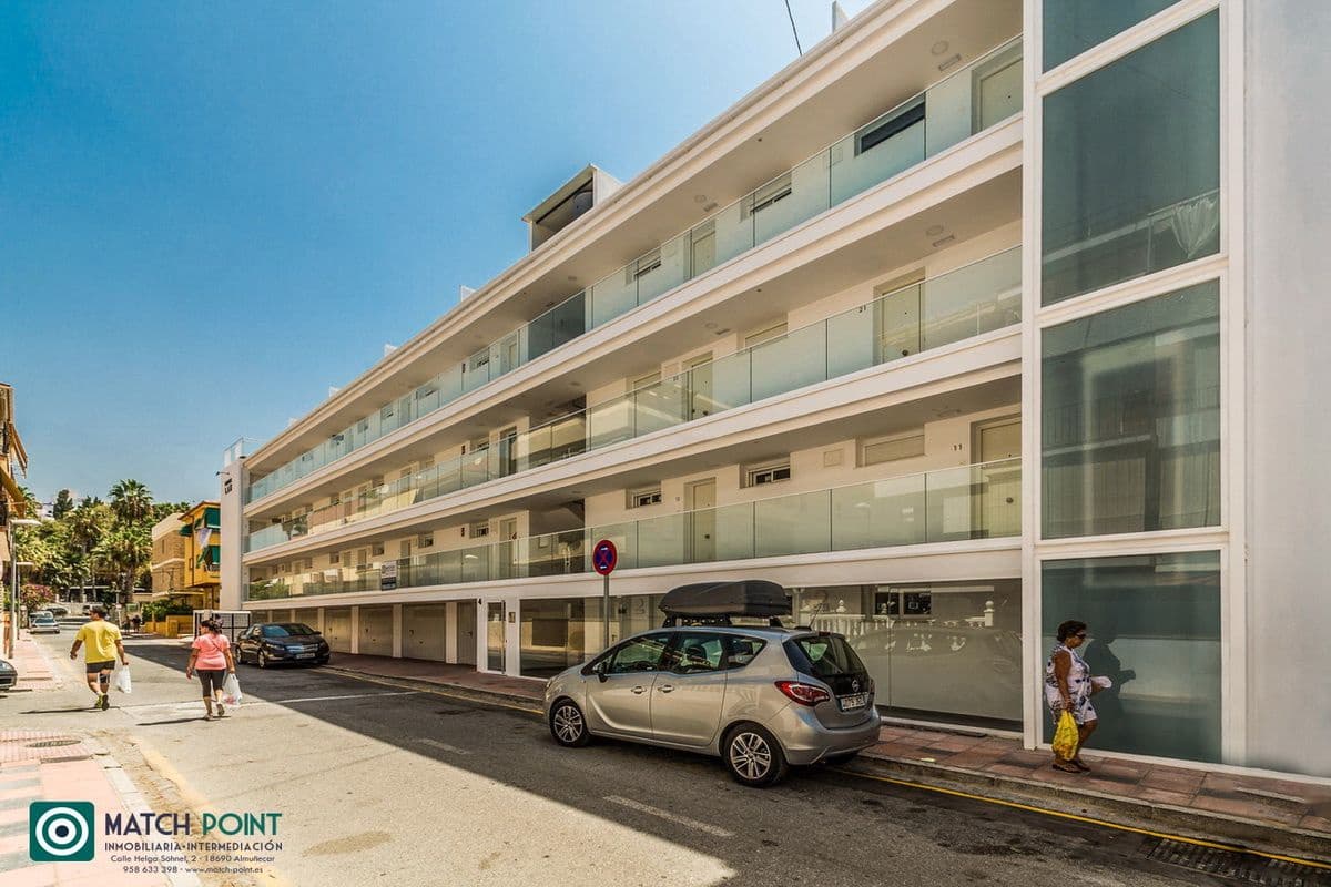 3 bedroom Flat for rent in Almunecar - € 800 (Ref: 8299336)