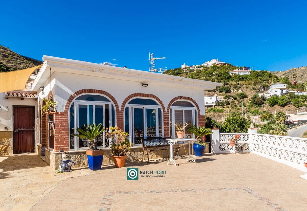 2 soveværelse Finca/Landehus til salg i Almunecar med swimmingpool - € 320.000 (Ref: 8360872)