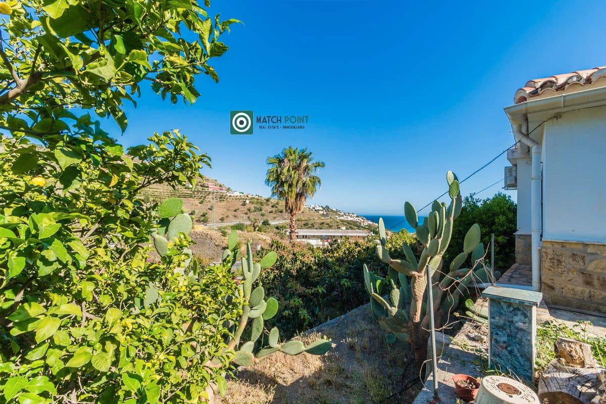 2 soveværelse Finca/Landehus til salg i Almunecar med swimmingpool - € 320.000 (Ref: 8360872)