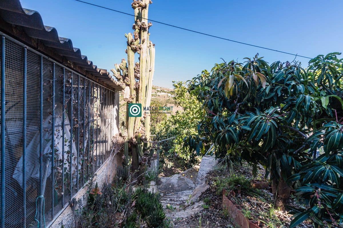 2 soveværelse Finca/Landehus til salg i Almunecar med swimmingpool - € 320.000 (Ref: 8360872)