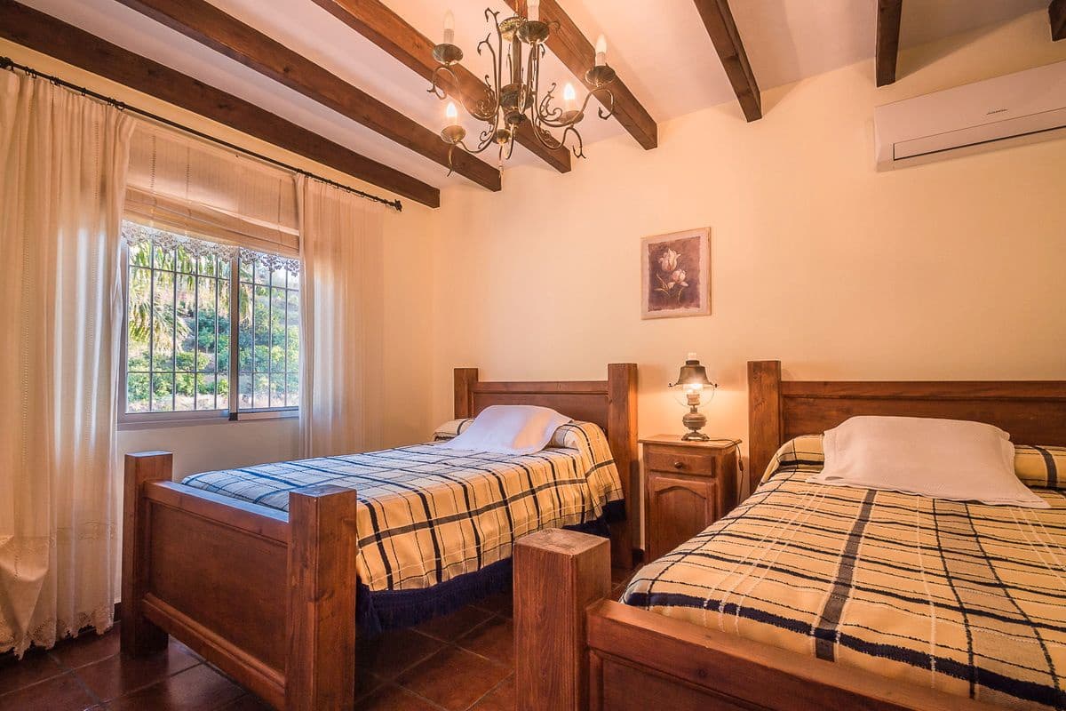 3 soveværelse Finca/Landehus til salg i Jete - € 530.000 (Ref: 8548000)