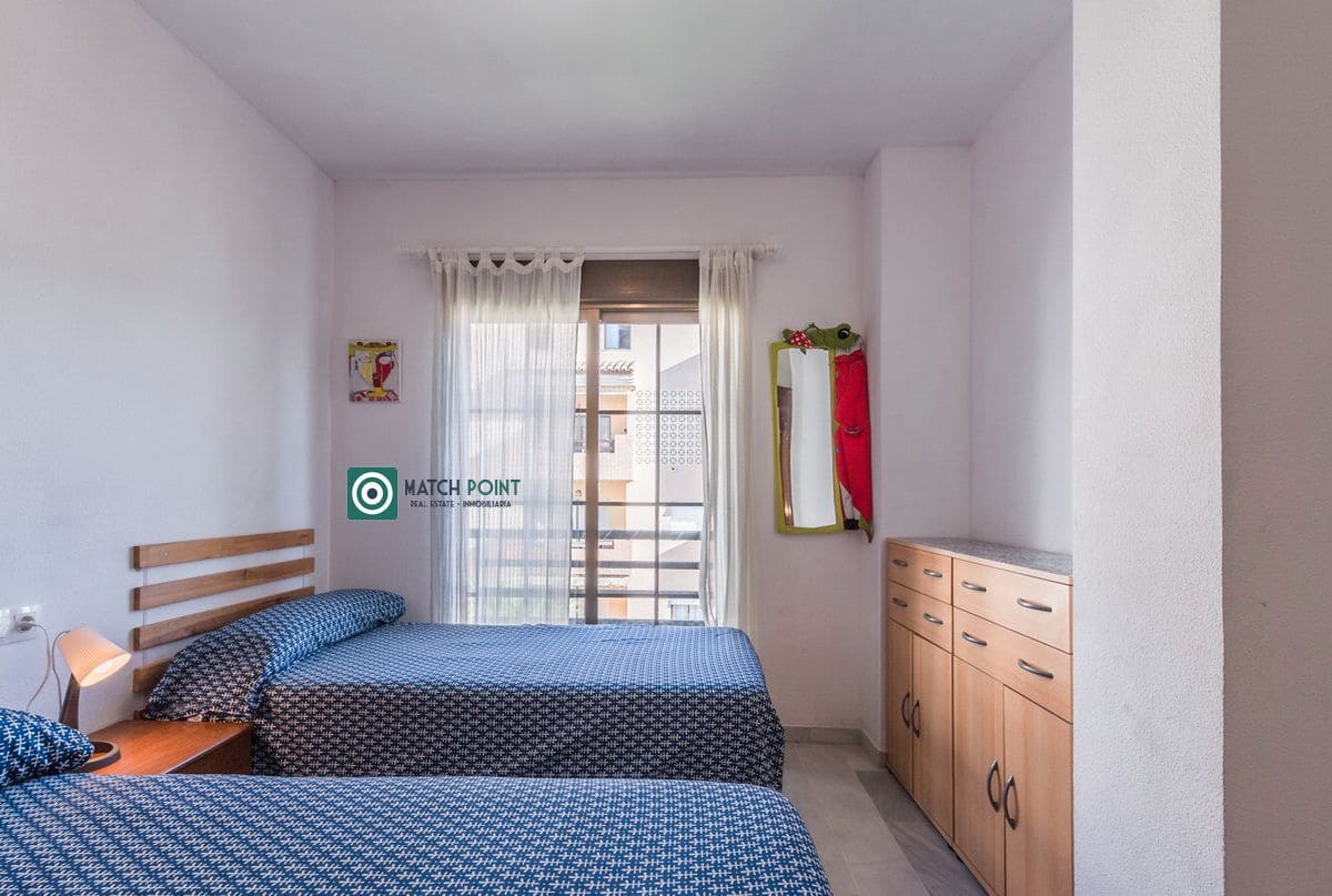 3 soveværelse Lejlighed til leje i Almunecar - € 1.100 (Ref: 8596248)