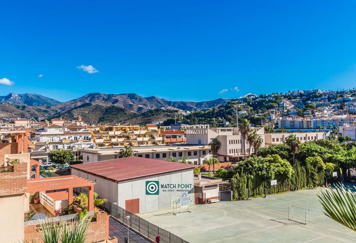 3 soveværelse Lejlighed til leje i Almunecar - € 1.100 (Ref: 8596248)