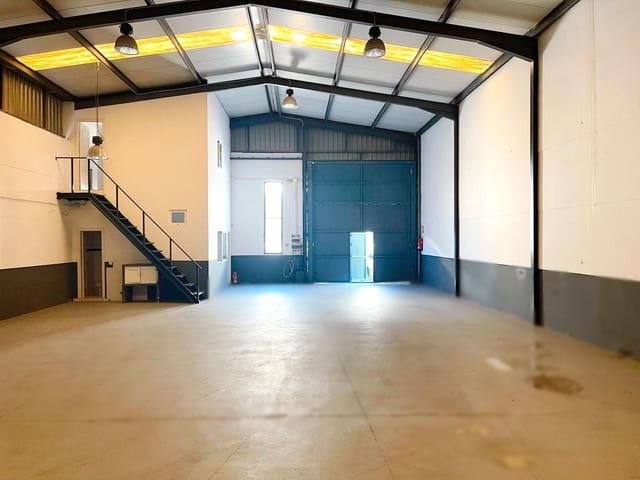 Erhverv til salg i Taramay, Almuñécar - € 365.000 (Ref: 8657680)