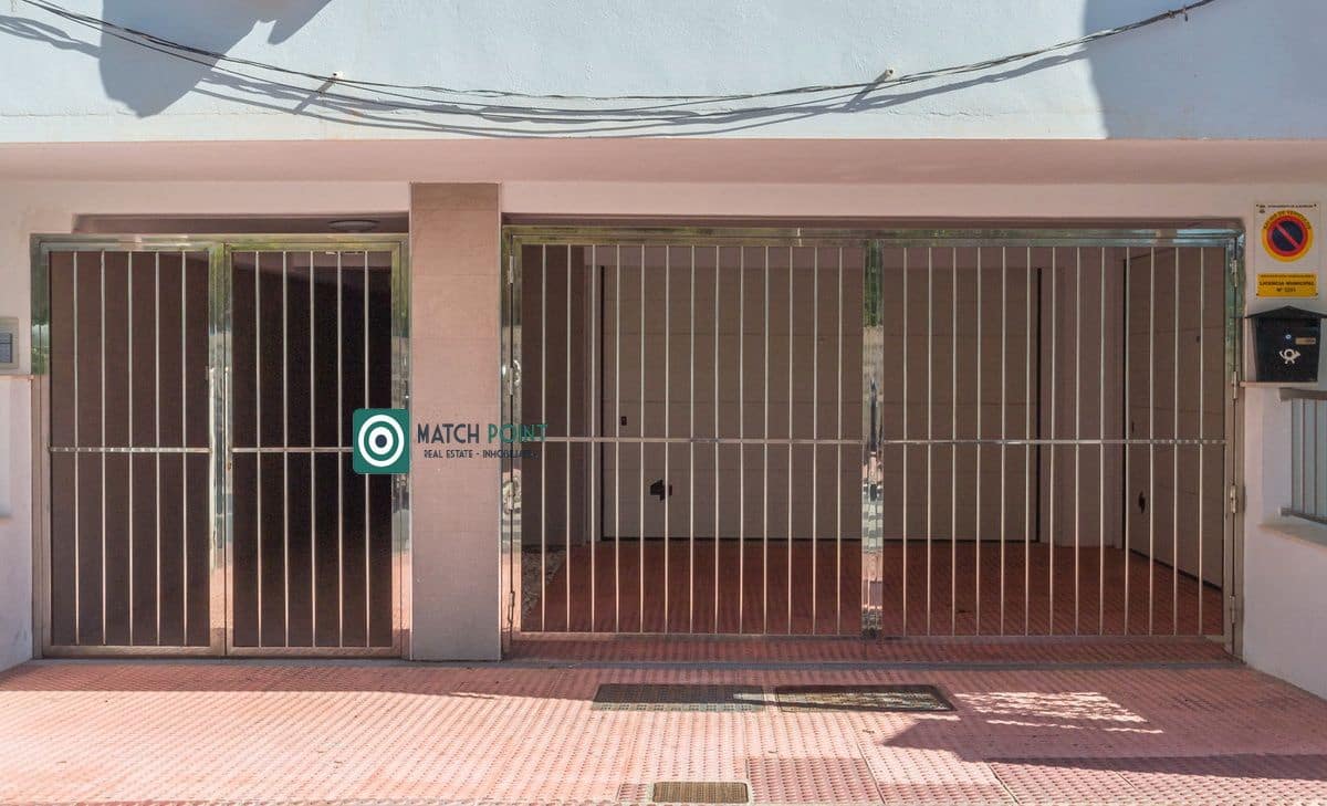 3 bedroom Flat for rent in Almunecar - € 875 (Ref: 8728208)