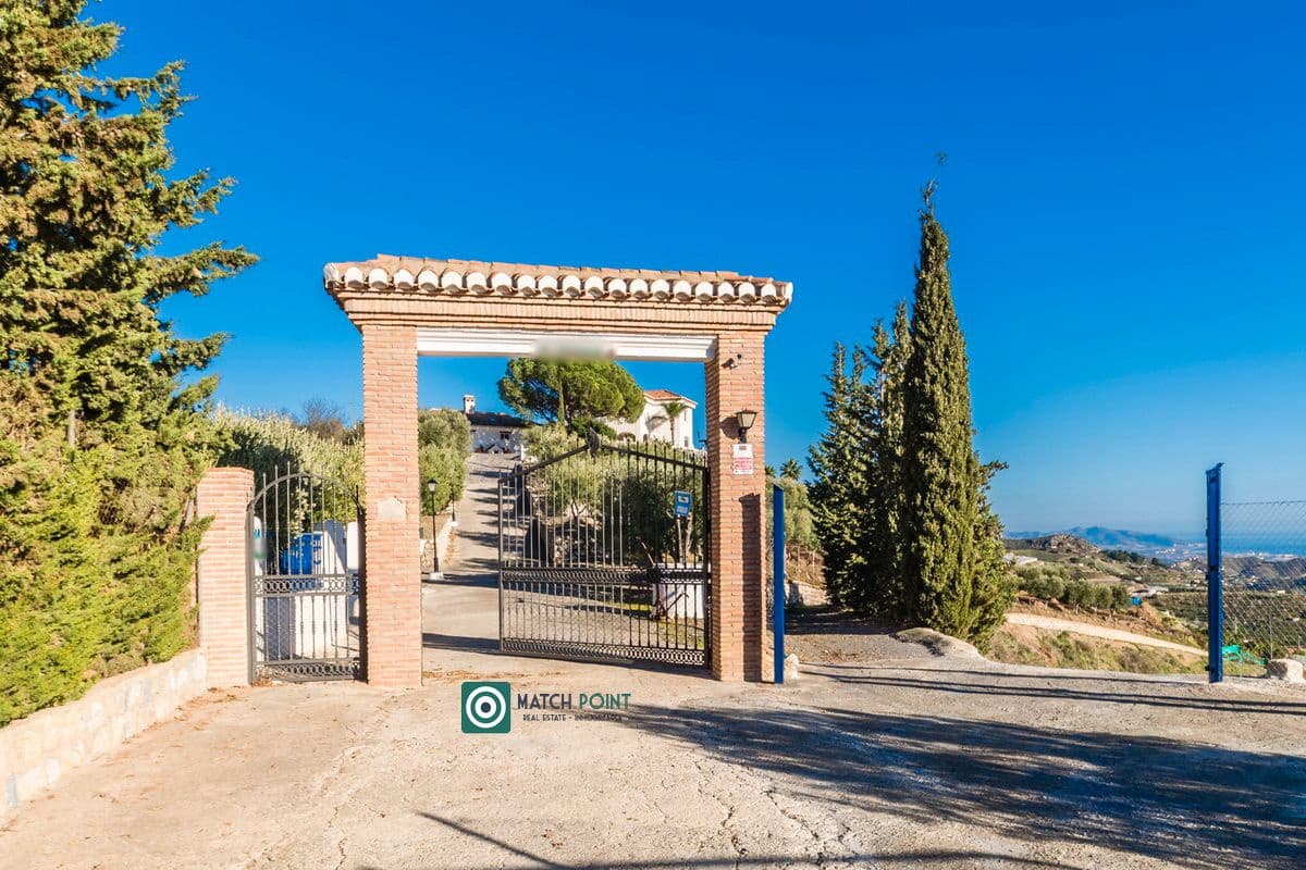 5 soveværelse Finca/Landehus til salg i Itrabo - € 1.485.000 (Ref: 8826366)