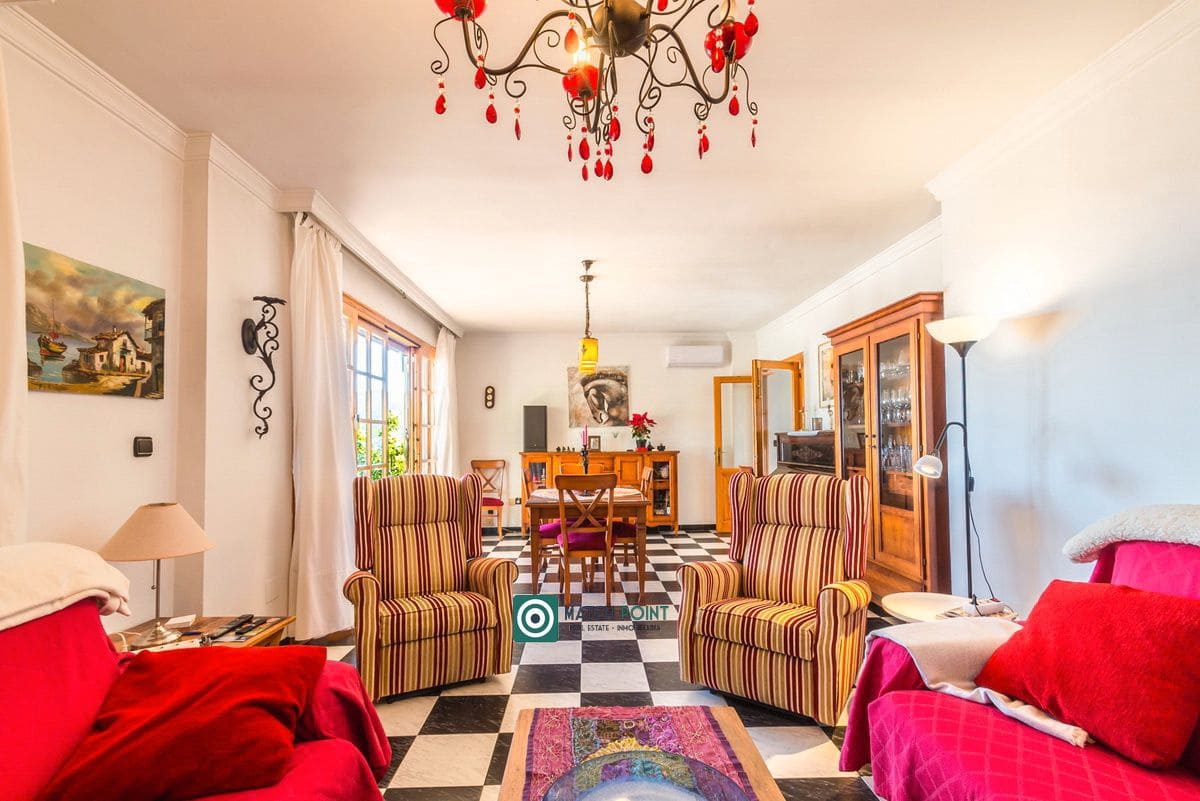 5 soveværelse Finca/Landehus til salg i Itrabo - € 1.485.000 (Ref: 8826366)