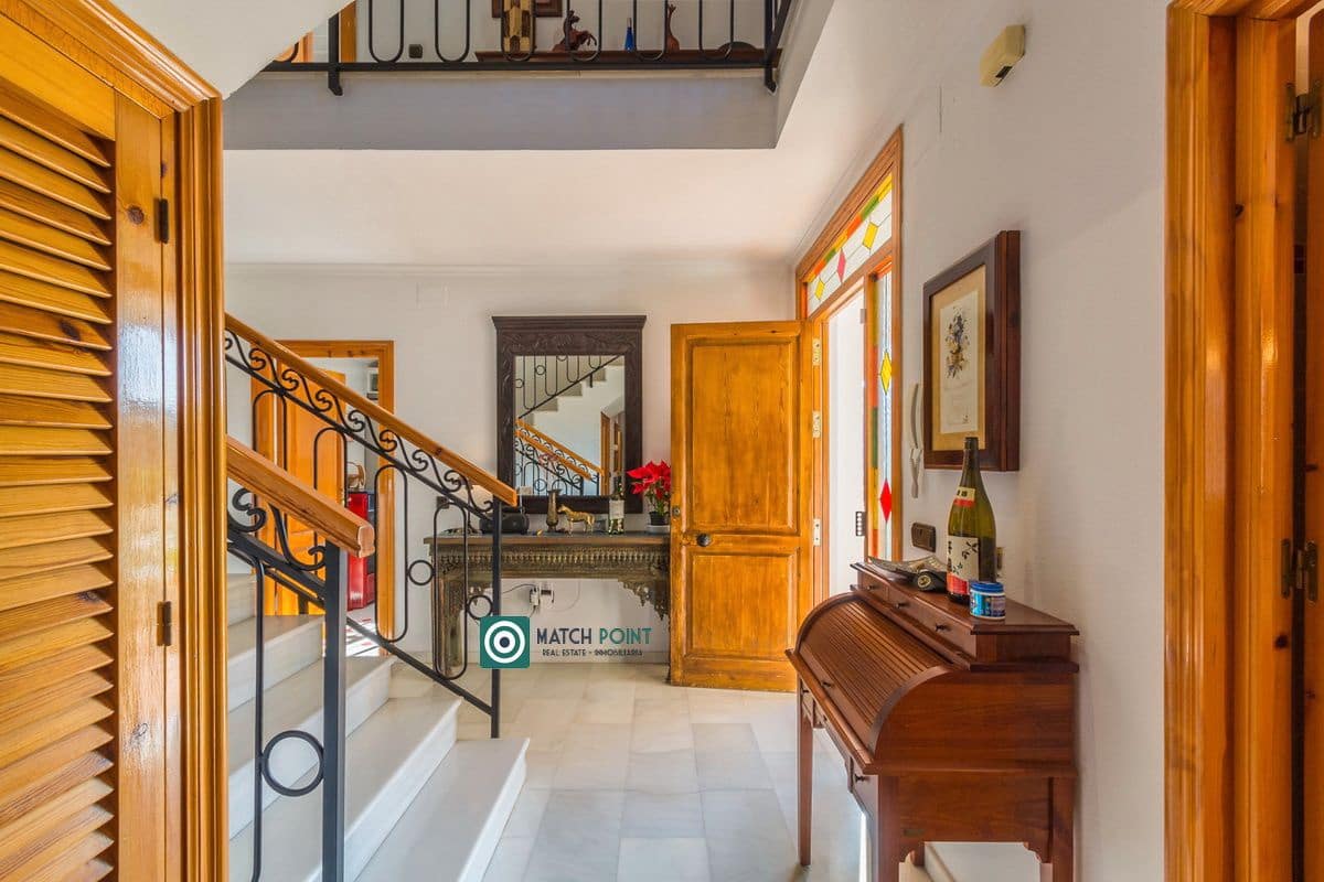 5 soveværelse Finca/Landehus til salg i Itrabo - € 1.485.000 (Ref: 8826366)