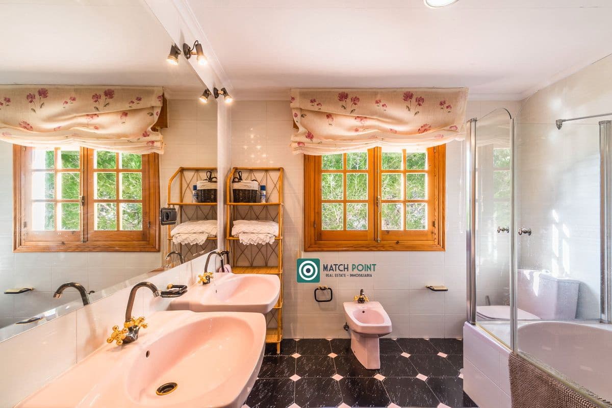 5 soveværelse Finca/Landehus til salg i Itrabo - € 1.485.000 (Ref: 8826366)