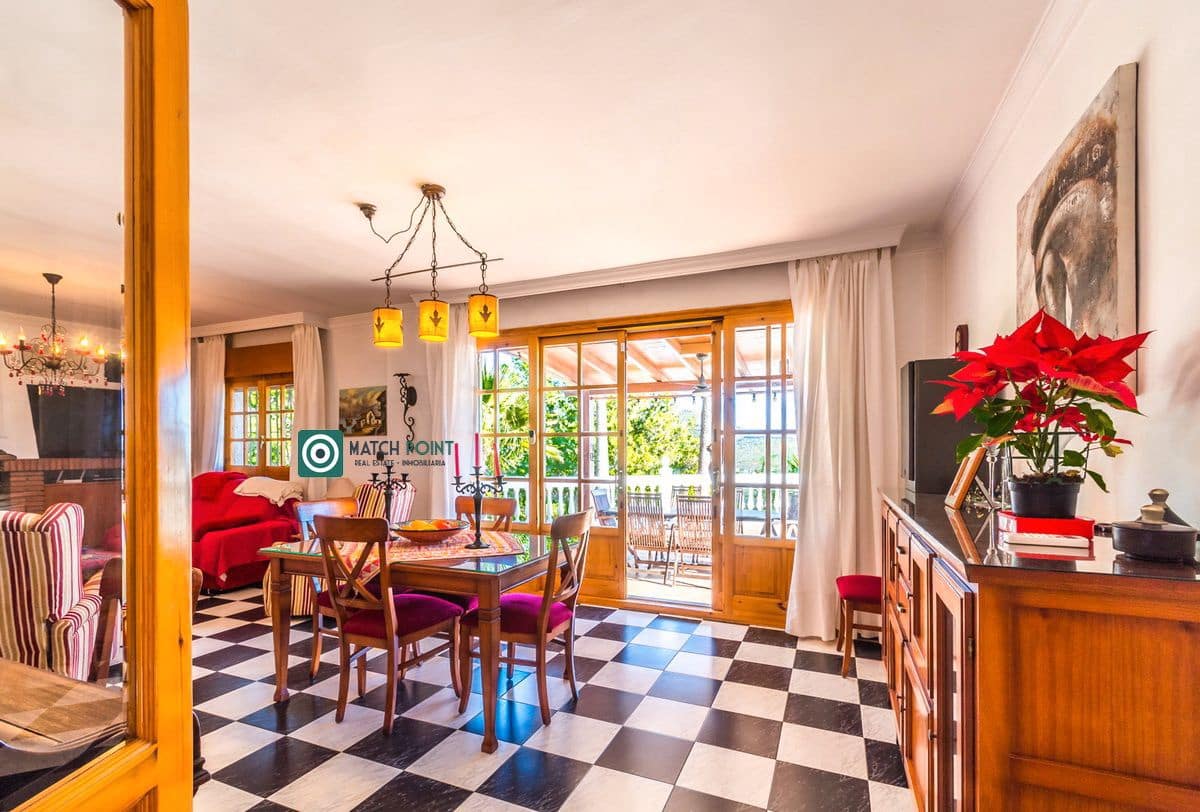 5 soveværelse Finca/Landehus til salg i Itrabo - € 1.485.000 (Ref: 8826366)