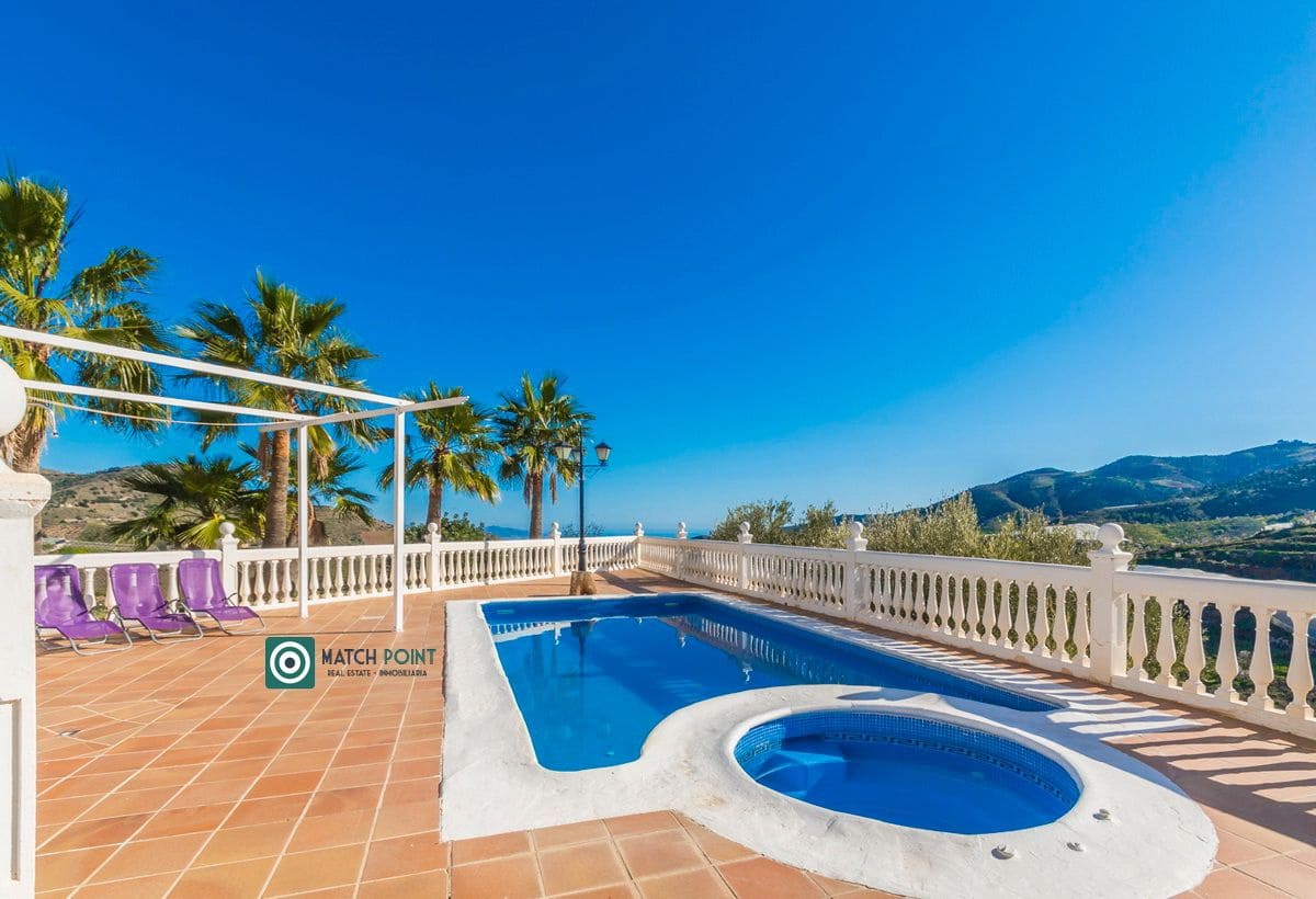 5 soveværelse Finca/Landehus til salg i Itrabo - € 1.485.000 (Ref: 8826366)