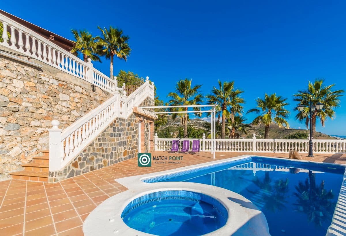 5 soveværelse Finca/Landehus til salg i Itrabo - € 1.485.000 (Ref: 8826366)