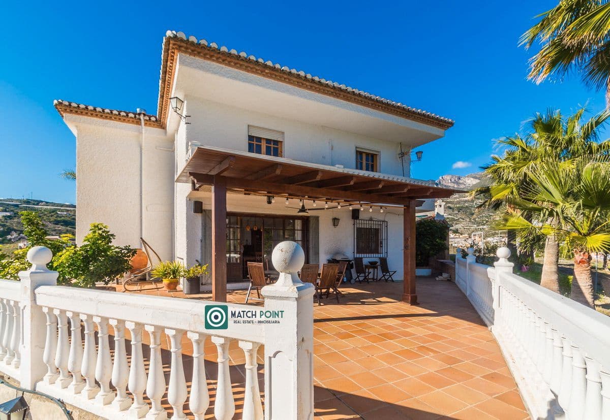 5 soveværelse Finca/Landehus til salg i Itrabo - € 1.485.000 (Ref: 8826366)