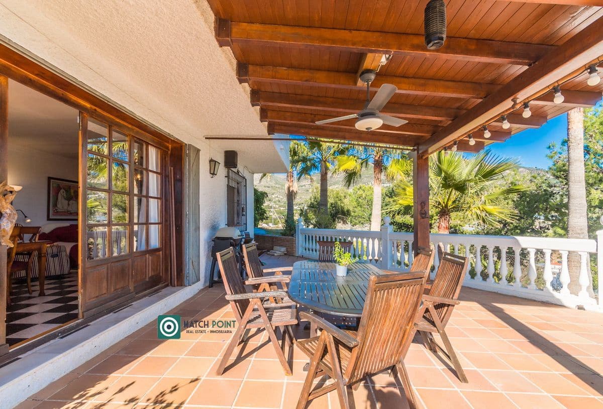 5 soveværelse Finca/Landehus til salg i Itrabo - € 1.485.000 (Ref: 8826366)