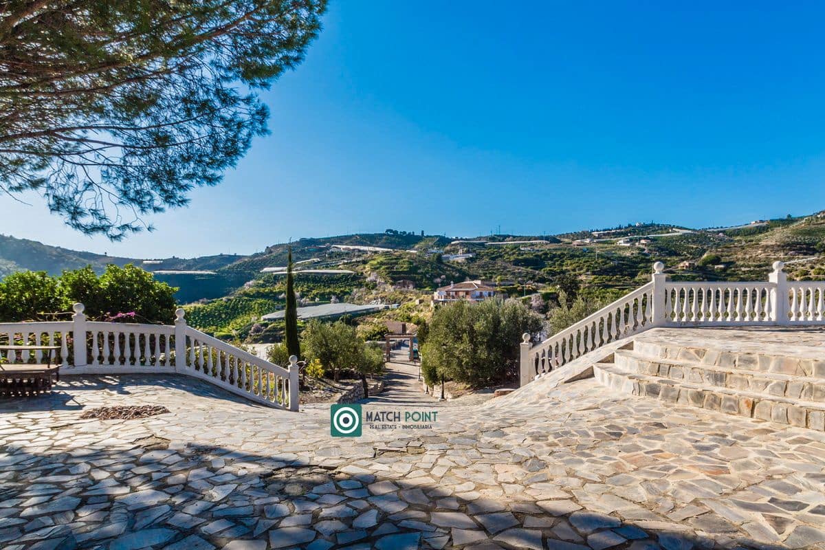 5 soveværelse Finca/Landehus til salg i Itrabo - € 1.485.000 (Ref: 8826366)