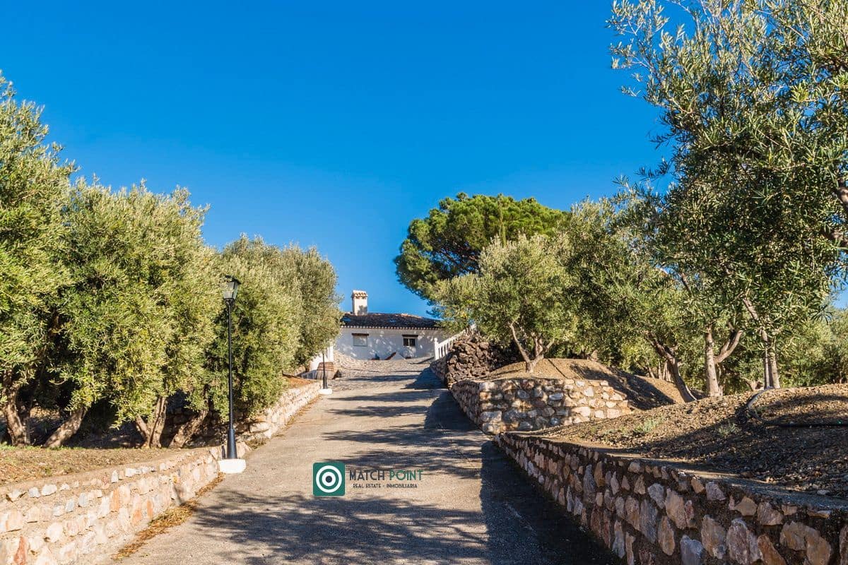 5 soveværelse Finca/Landehus til salg i Itrabo - € 1.485.000 (Ref: 8826366)