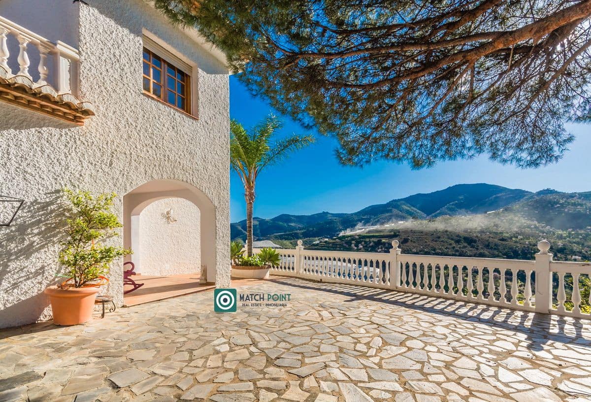 5 soveværelse Finca/Landehus til salg i Itrabo - € 1.485.000 (Ref: 8826366)