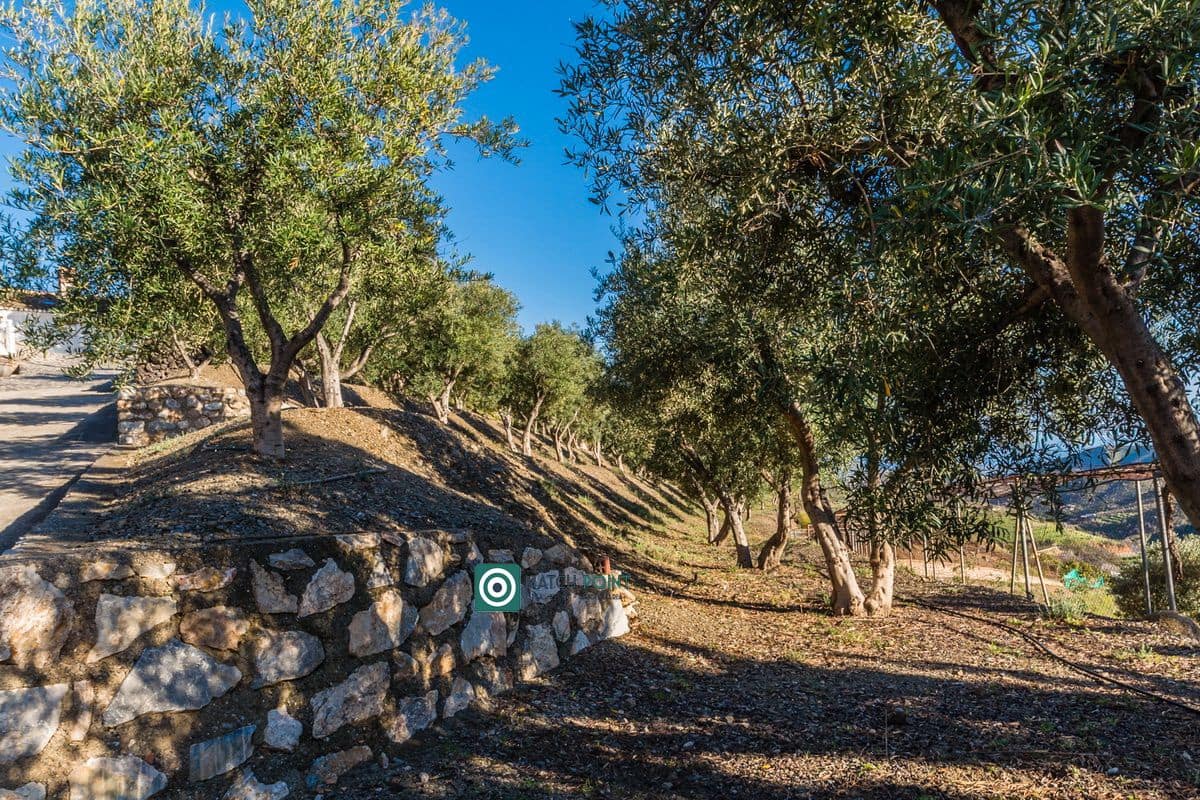 5 soveværelse Finca/Landehus til salg i Itrabo - € 1.485.000 (Ref: 8826366)