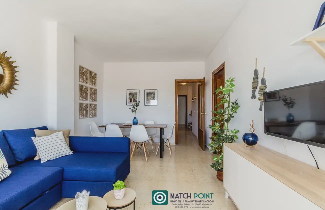 Piso de 3 habitaciones en Almuñécar en alquiler con piscina - 750 € (Ref: 8909652)