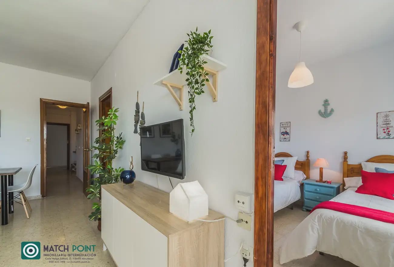 Piso de 3 habitaciones en Almuñécar en alquiler con piscina - 750 € (Ref: 8909652)