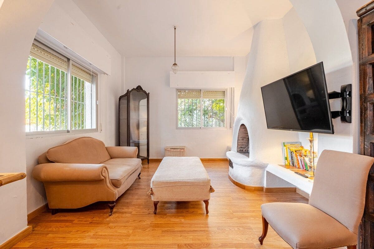 3 soveværelse Villa til leje i Almunecar - € 1.250 (Ref: 8932869)