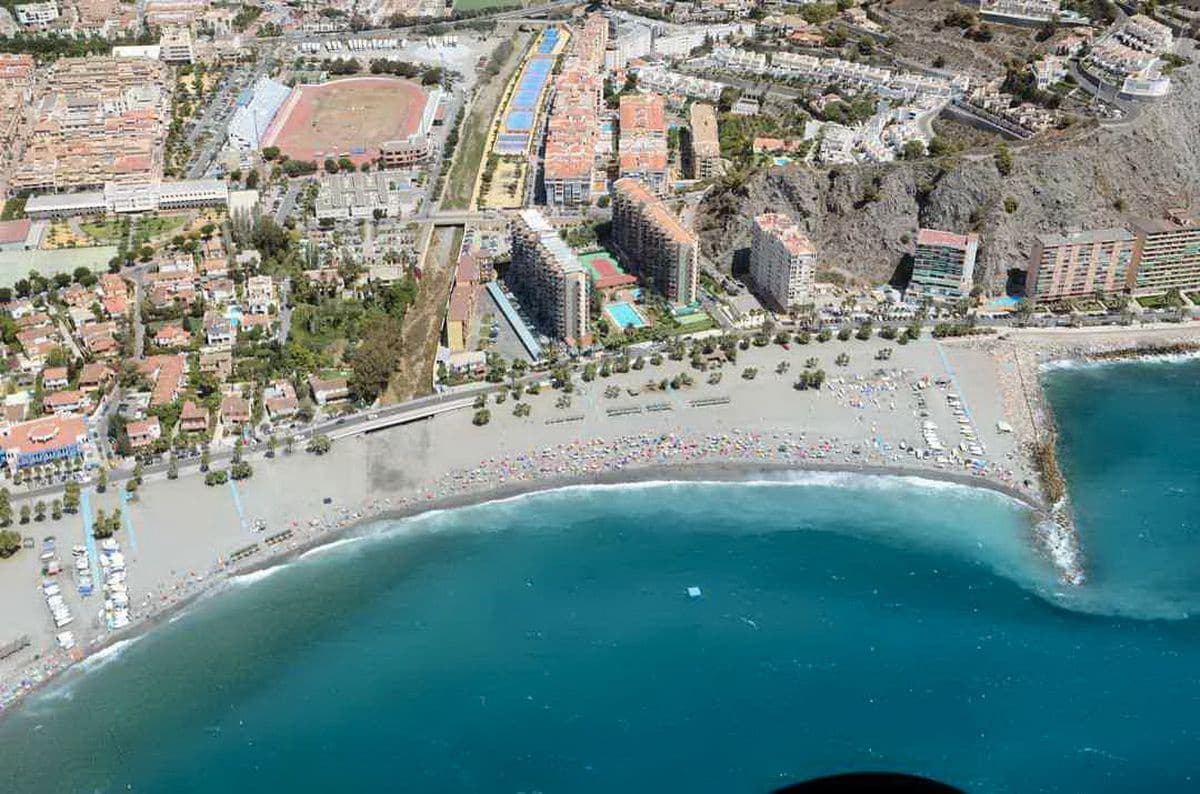 3 soveværelse Villa til leje i Almunecar - € 1.250 (Ref: 8932869)