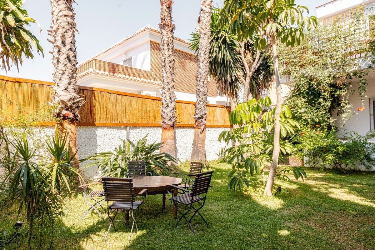 3 soveværelse Villa til leje i Almunecar - € 1.250 (Ref: 8932869)