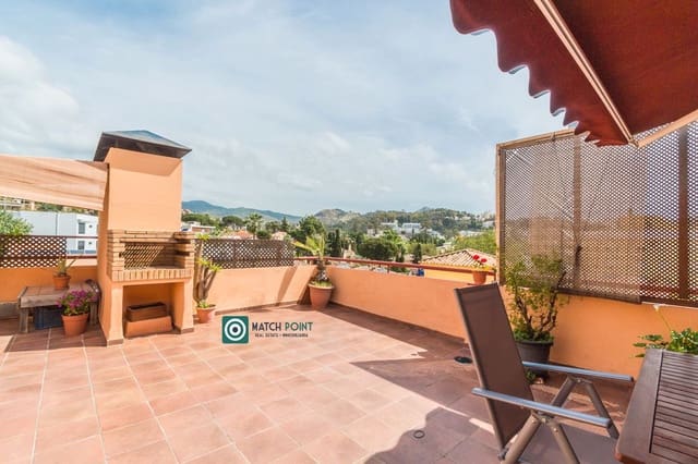 2 soveværelse Lejlighed til salg i El Limonar, Málaga by - € 680.000 (Ref: 8977169)