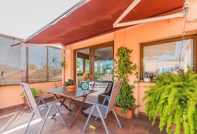 2 soveværelse Lejlighed til salg i El Limonar, Málaga by - € 680.000 (Ref: 8977169)