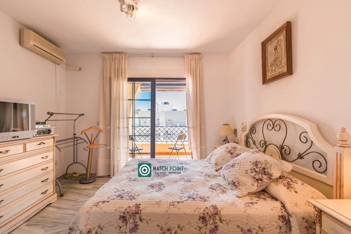 3 soveværelse Lejlighed til leje i Almunecar - € 950 (Ref: 8989884)