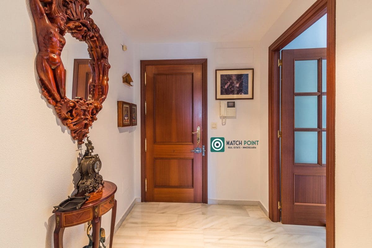 3 soveværelse Lejlighed til leje i Almunecar - € 950 (Ref: 8989884)