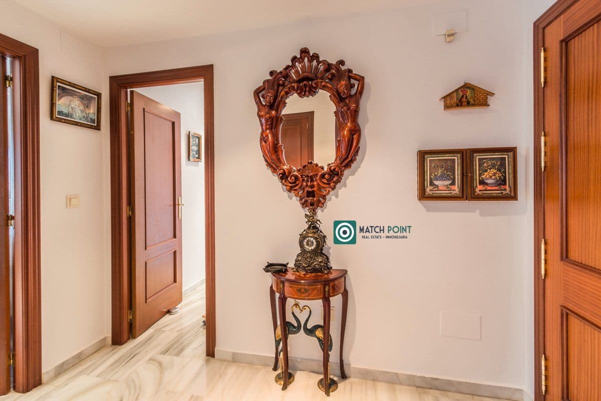 3 soveværelse Lejlighed til leje i Almunecar - € 950 (Ref: 8989884)