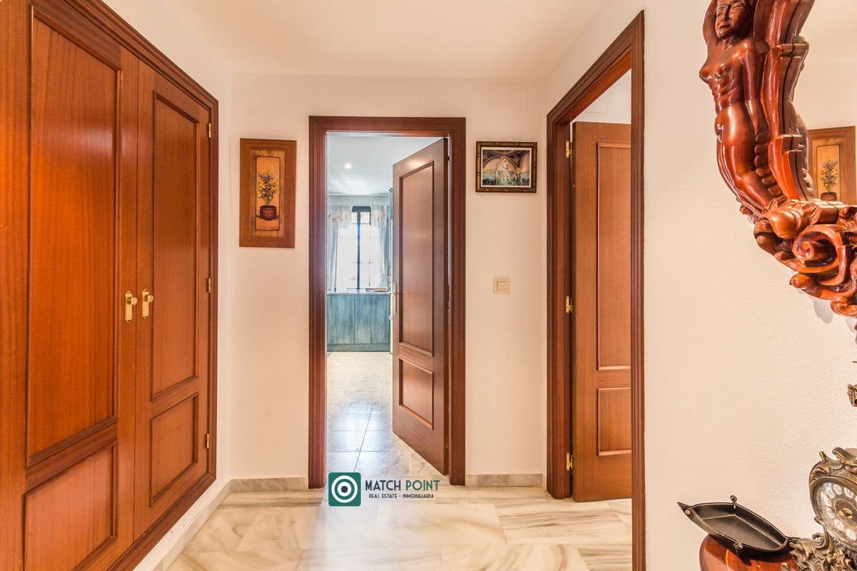 3 soveværelse Lejlighed til leje i Almunecar - € 950 (Ref: 8989884)