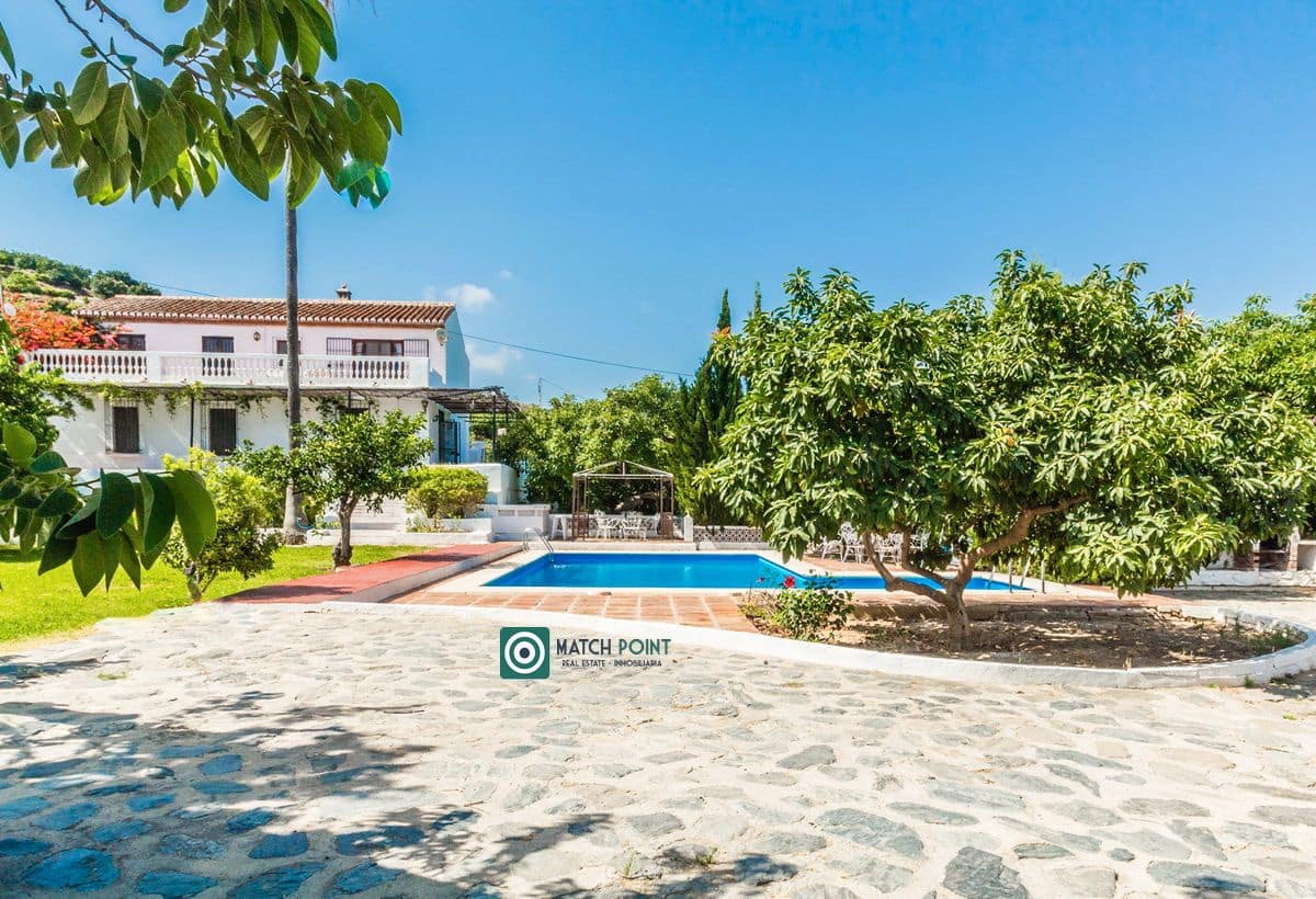 5 soveværelse Villa til leje i Almunecar - € 2.500 (Ref: 9127229)