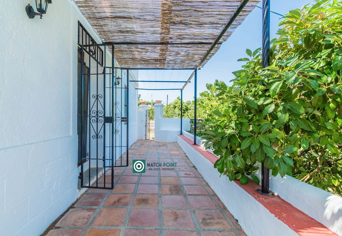 5 soveværelse Villa til leje i Almunecar - € 2.500 (Ref: 9127229)