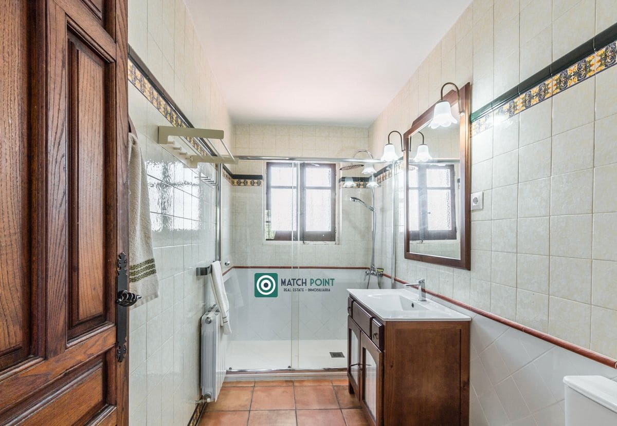 5 soveværelse Villa til leje i Almunecar - € 2.500 (Ref: 9127229)