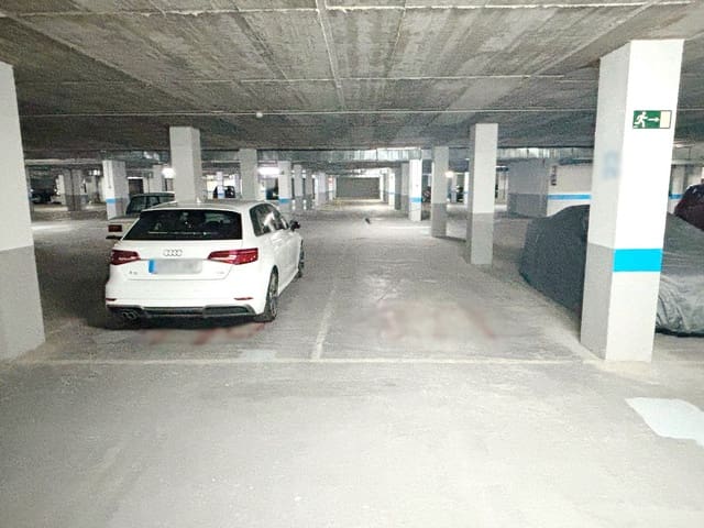 Garage in vendita in Almuñécar - 39.500 € (Rif: 9191365)