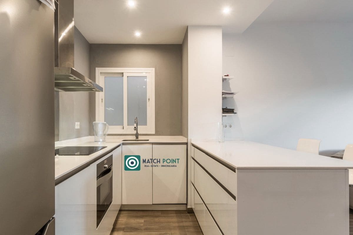 2 soveværelse Lejlighed til leje i Almunecar - € 1.000 (Ref: 9221398)