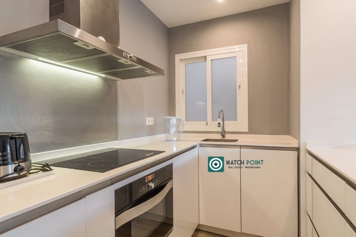 2 soveværelse Lejlighed til leje i Almunecar - € 1.000 (Ref: 9221398)