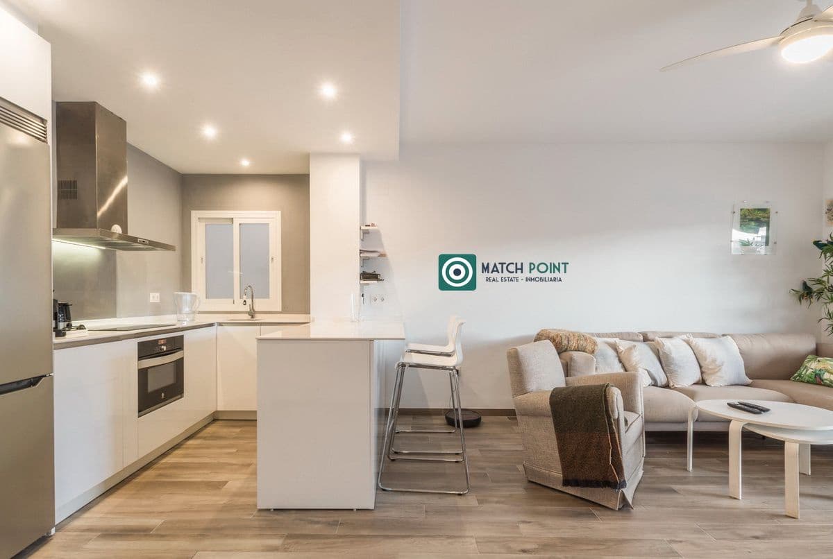 2 soveværelse Lejlighed til leje i Almunecar - € 1.000 (Ref: 9221398)