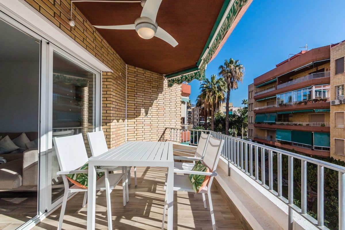 2 soveværelse Lejlighed til leje i Almunecar - € 1.000 (Ref: 9221398)