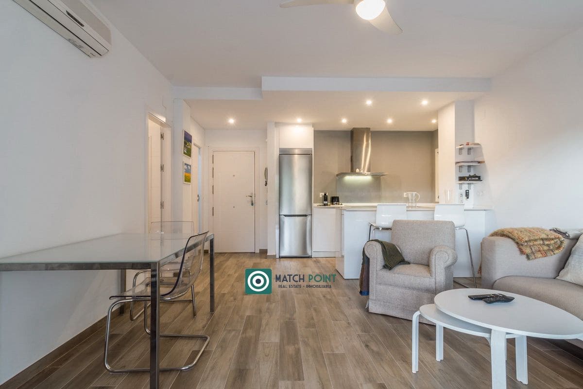 2 soveværelse Lejlighed til leje i Almunecar - € 1.000 (Ref: 9221398)